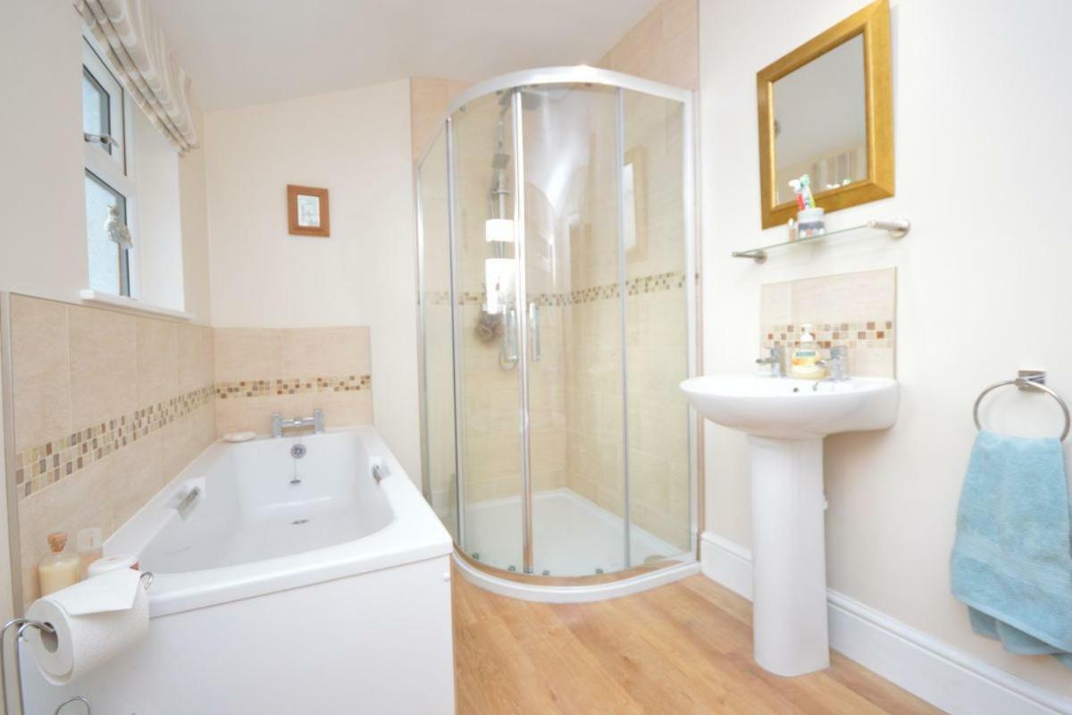 Villa Deerness, 4Star Gold Award 2024, Whitby Esterno foto